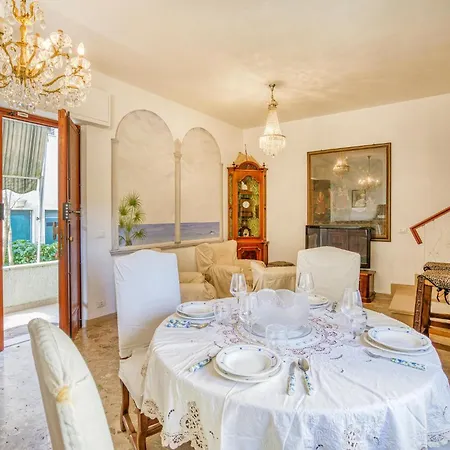 Holiday home Awesome In With Wifi *